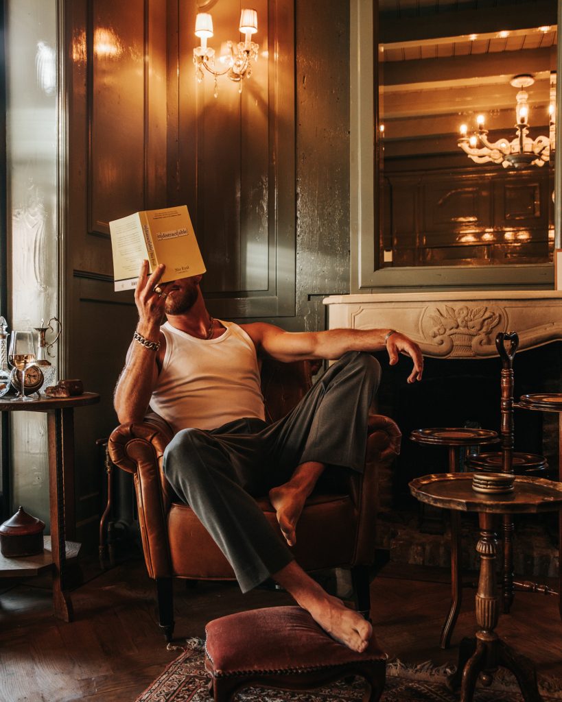 High class escort agency The Rendez Vous Club